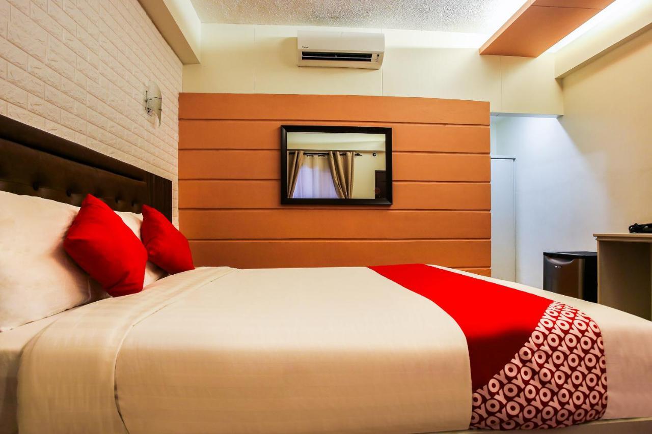 โรงแรมโอโย 217 ที-อารา อังเฮเลส ภายนอก รูปภาพ
