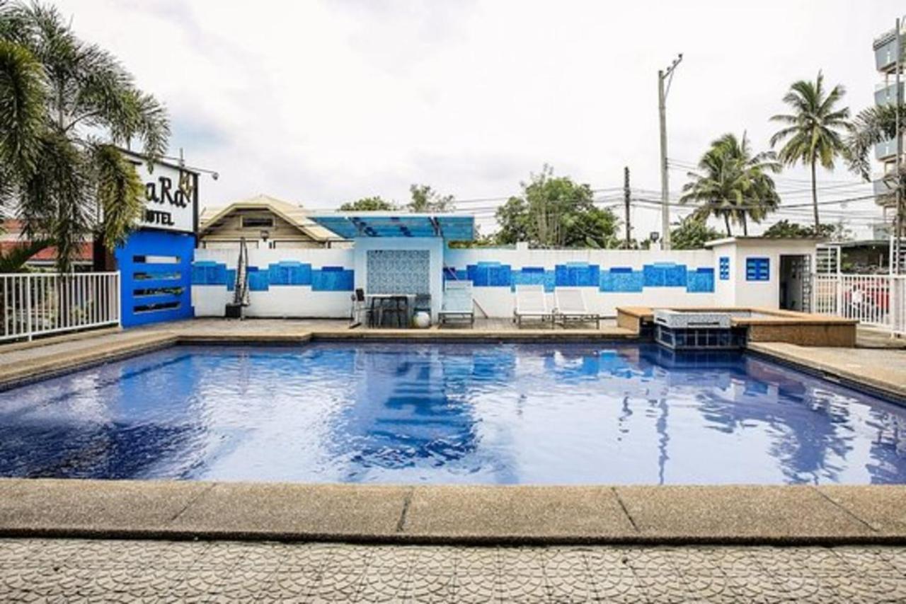 โรงแรมโอโย 217 ที-อารา อังเฮเลส ภายนอก รูปภาพ